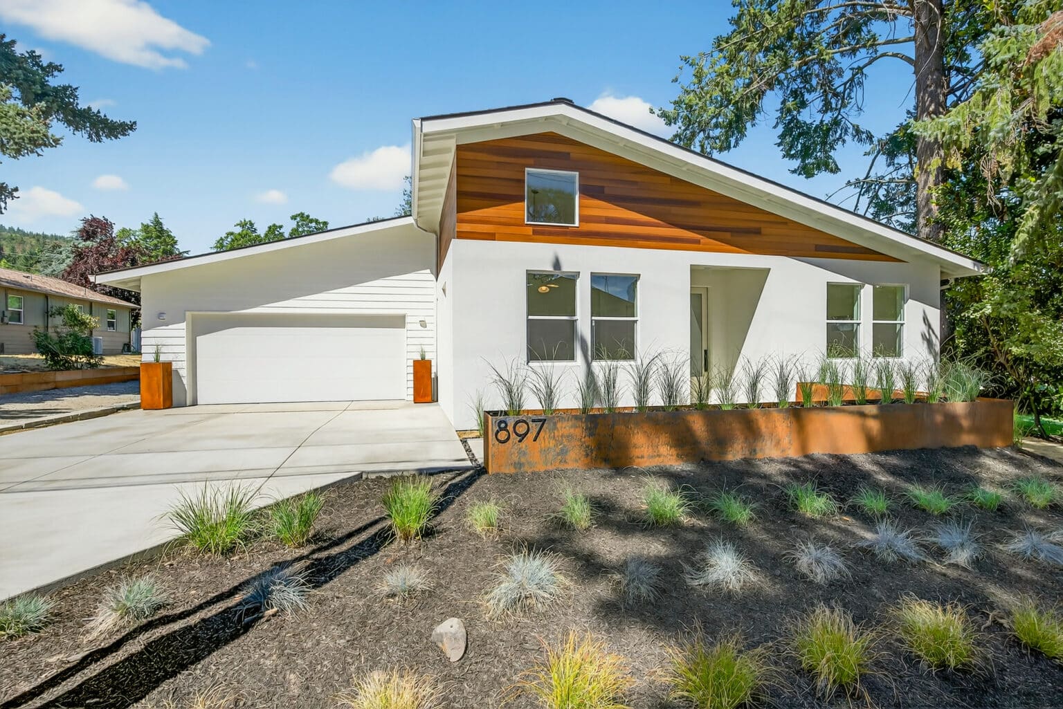 Past Home Projects in Southern Oregon - Suncrest Homes